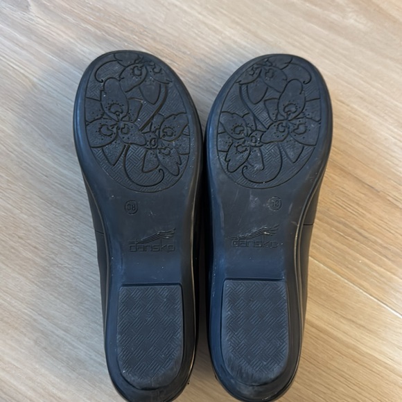 Dansko Olivia Black Leather Slip on Loafer 7.5 38 - Picture 7 of 10